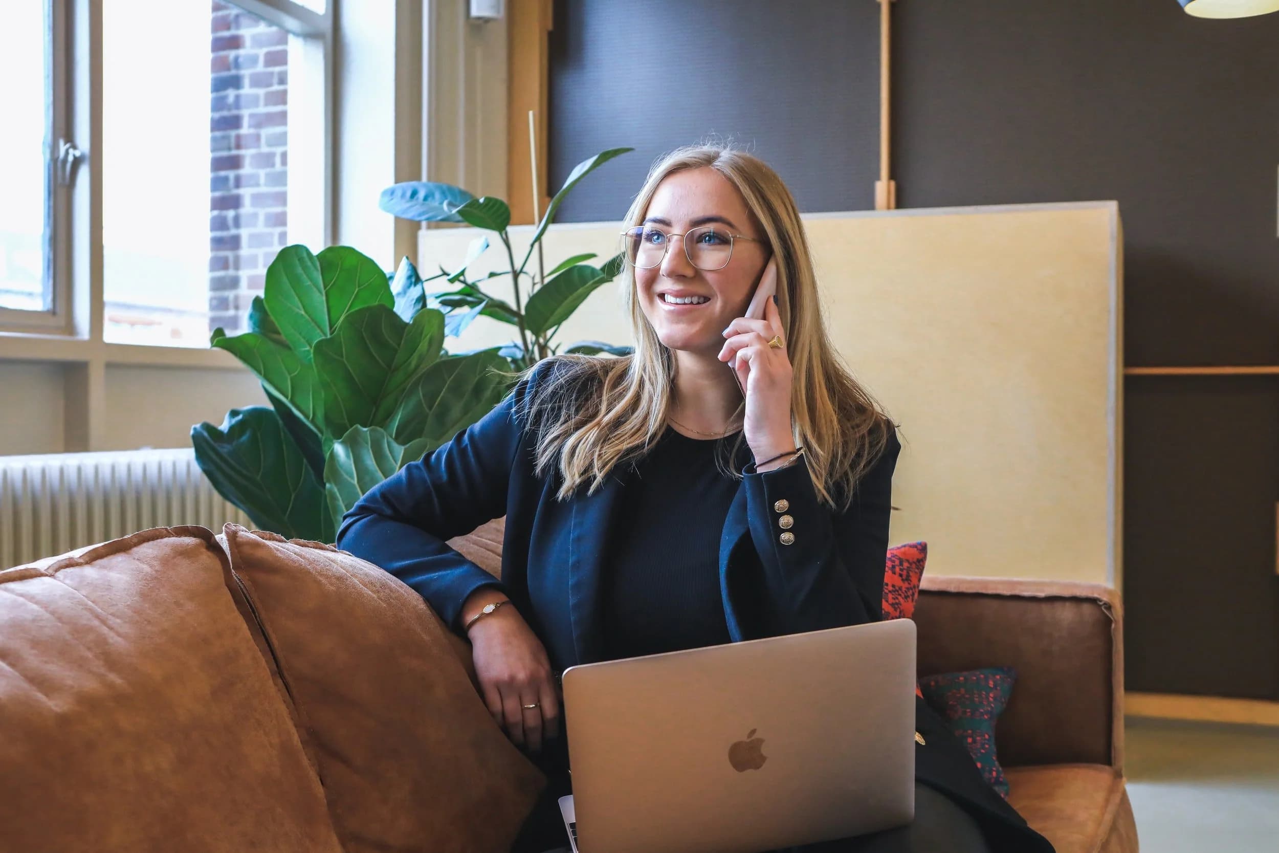 How to Have a Better Phone Voice, From a Pro Voice Over Artist
