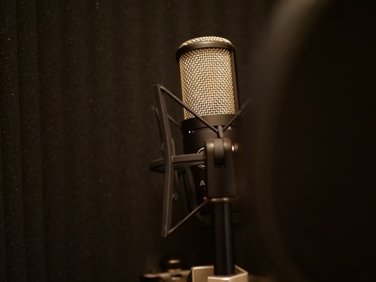 How to Choose the Right Voice for Your Commercial